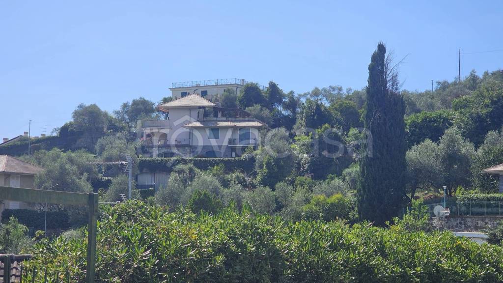 casa indipendente in vendita a Rapallo in zona San Michele di Pagana