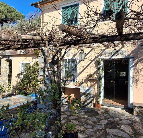 casa indipendente in vendita a Rapallo