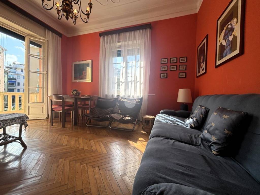 appartamento in vendita a Rapallo in zona San Michele di Pagana
