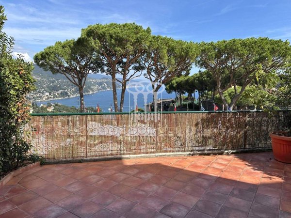 appartamento in vendita a Rapallo in zona San Michele di Pagana