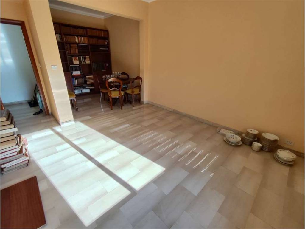 appartamento in vendita a Rapallo in zona San Michele di Pagana