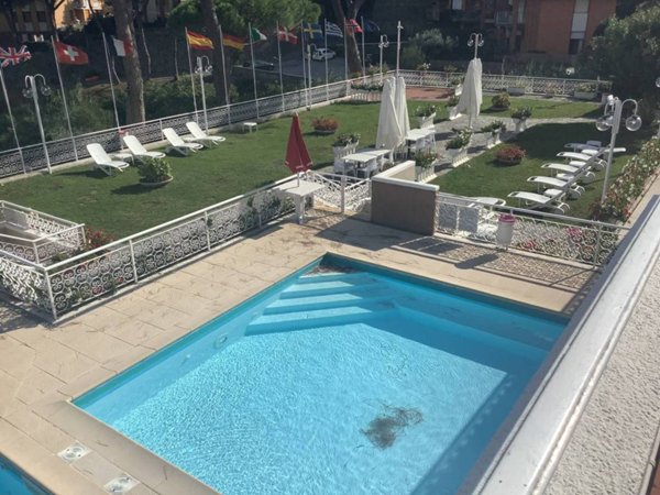 appartamento in vendita a Rapallo in zona San Michele di Pagana