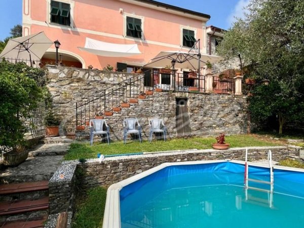 casa indipendente in vendita a Rapallo in zona San Massimo