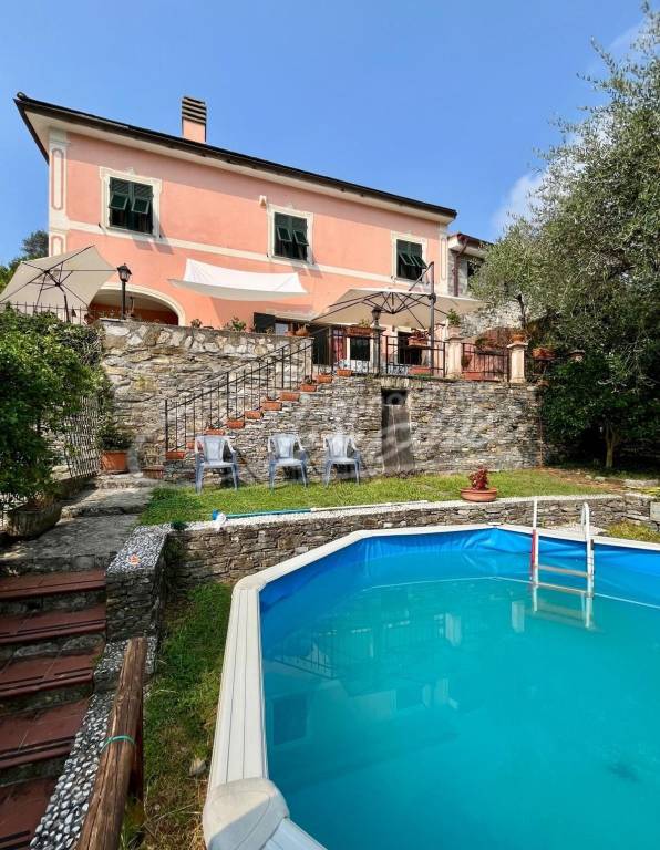 casa indipendente in vendita a Rapallo in zona San Martino di Noceto