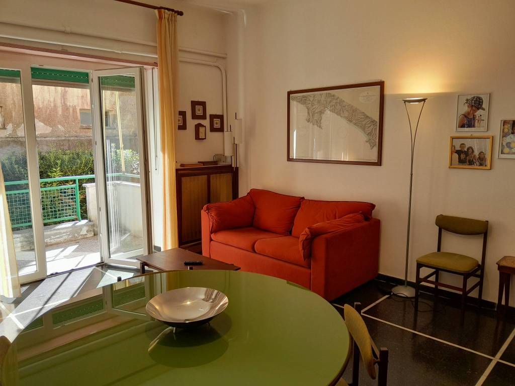 appartamento in vendita a Rapallo in zona San Michele di Pagana