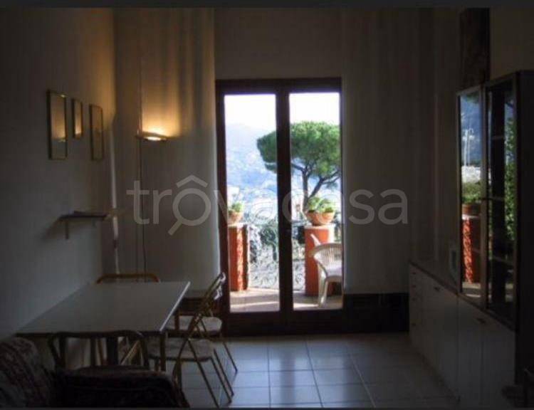 appartamento in vendita a Rapallo in zona San Michele di Pagana