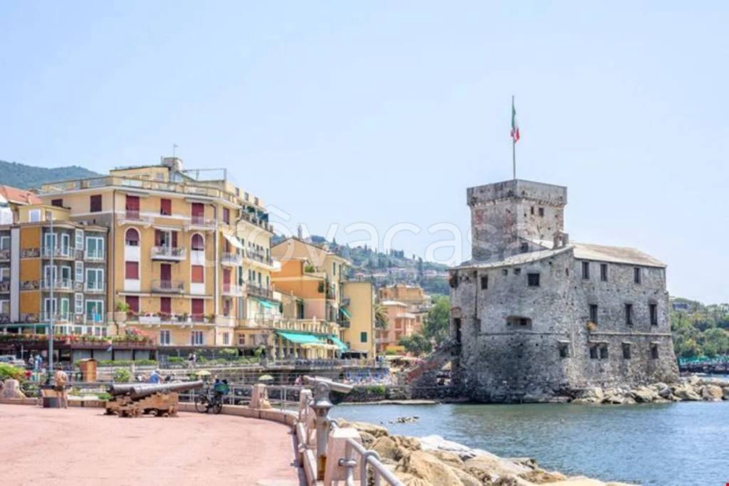 casale in vendita a Rapallo