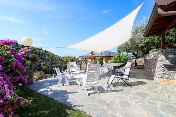 casa indipendente in vendita a Rapallo