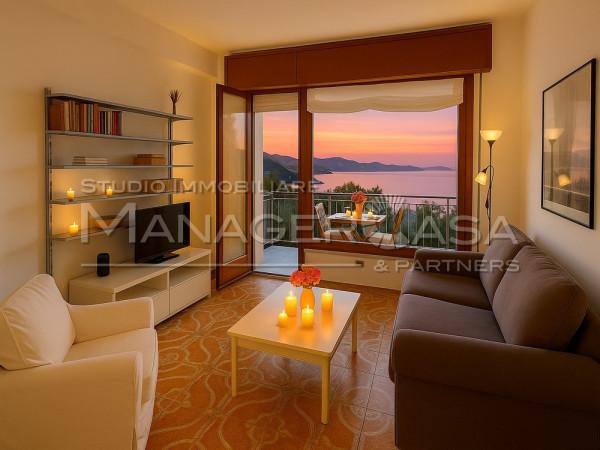 appartamento in vendita a Rapallo in zona San Michele di Pagana