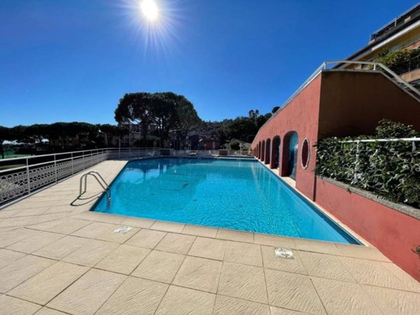 appartamento in vendita a Rapallo in zona San Michele di Pagana