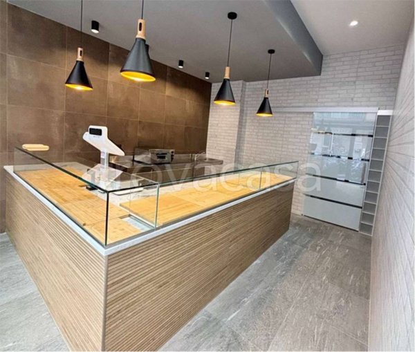locale di sgombero in vendita a Rapallo