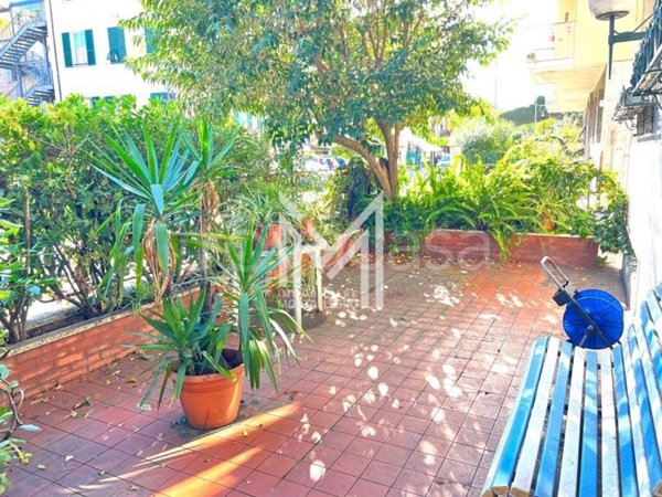 appartamento in vendita a Rapallo in zona San Michele di Pagana