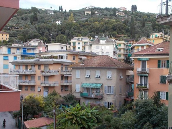 appartamento in vendita a Rapallo in zona Montallegro