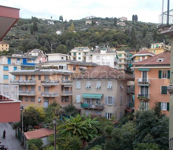 appartamento in vendita a Rapallo in zona Montallegro
