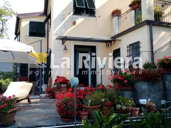 casa indipendente in vendita a Rapallo
