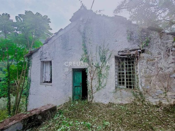 casa indipendente in vendita a Rapallo in zona Sant'Andrea di Foggia