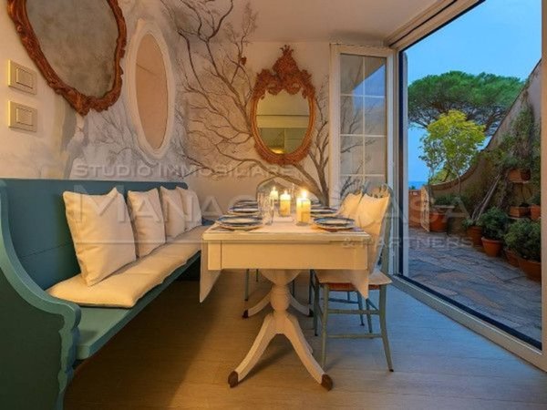 appartamento in vendita a Rapallo in zona San Michele di Pagana