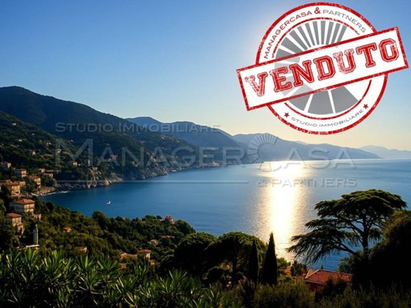 appartamento in vendita a Rapallo in zona San Michele di Pagana