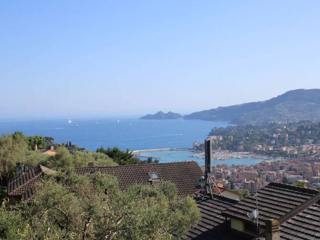 casa indipendente in vendita a Rapallo