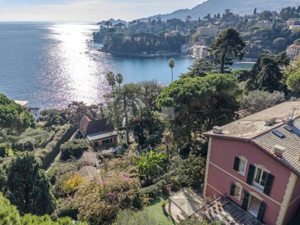 appartamento in vendita a Rapallo in zona San Michele di Pagana