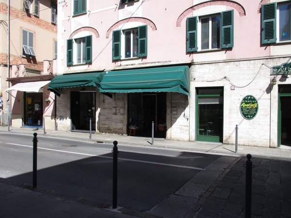 negozio in vendita a Rapallo