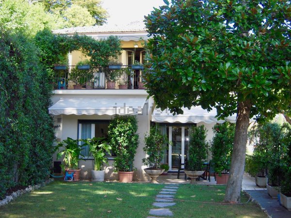 casa indipendente in vendita a Rapallo in zona San Michele di Pagana