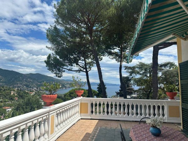 casa indipendente in vendita a Rapallo in zona San Michele di Pagana