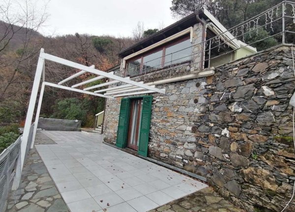 casa indipendente in vendita a Rapallo