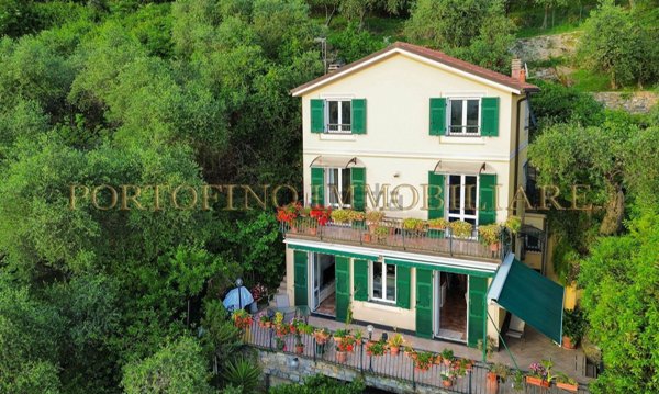 casa indipendente in vendita a Rapallo