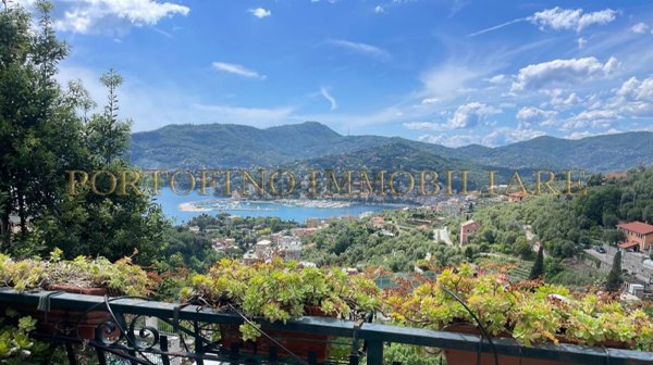 casa indipendente in vendita a Rapallo