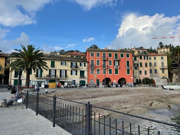 appartamento in vendita a Rapallo in zona San Michele di Pagana