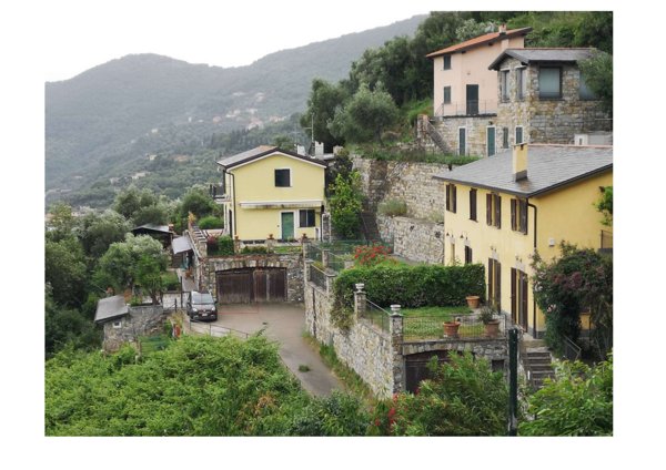 casa indipendente in vendita a Rapallo