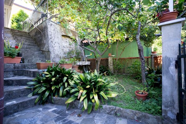 appartamento in vendita a Rapallo in zona Sant'Andrea di Foggia