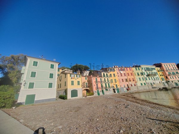 appartamento in vendita a Rapallo in zona San Michele di Pagana