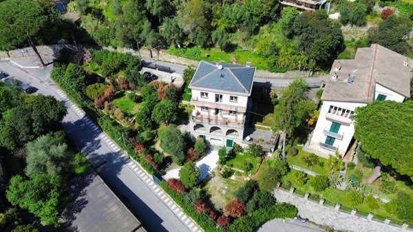 casa indipendente in vendita a Rapallo in zona San Michele di Pagana