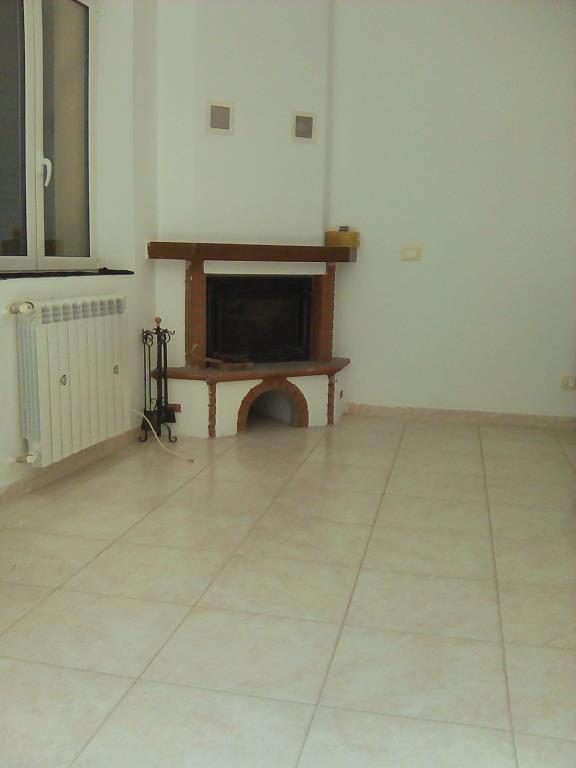 casa indipendente in vendita a Rapallo in zona Sant'Andrea di Foggia