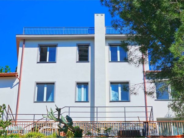casa indipendente in vendita a Rapallo in zona Santa Maria del Campo