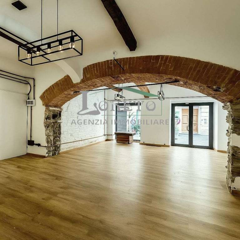 negozio in vendita a Rapallo