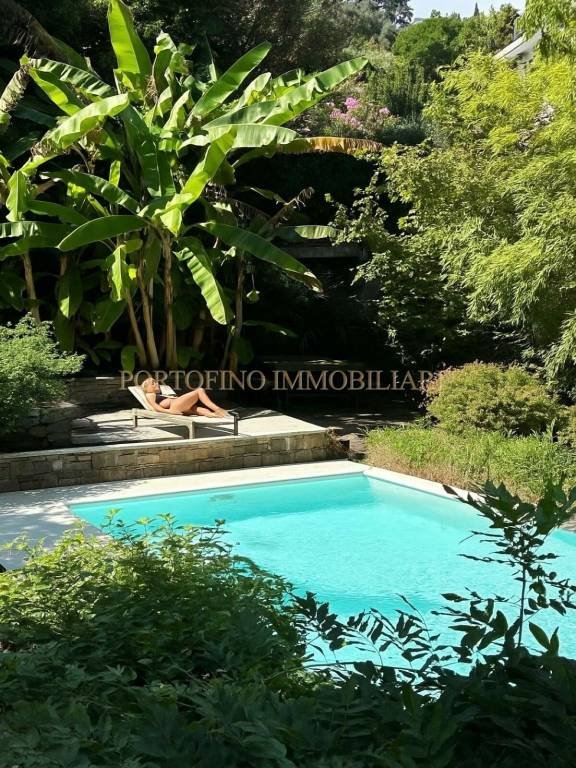 casa indipendente in vendita a Rapallo