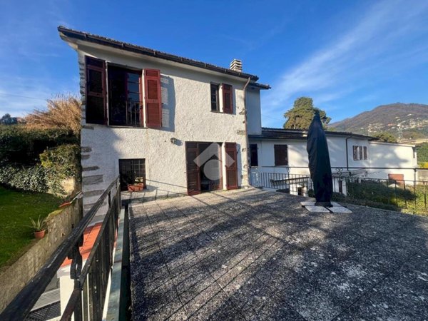 casa indipendente in vendita a Rapallo in zona San Massimo