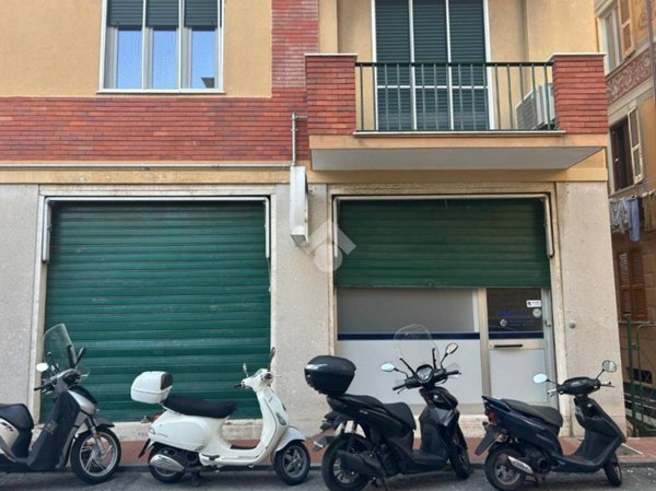 negozio in vendita a Rapallo
