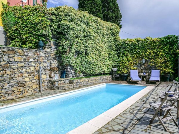 casa indipendente in vendita a Rapallo