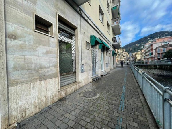 negozio in vendita a Rapallo
