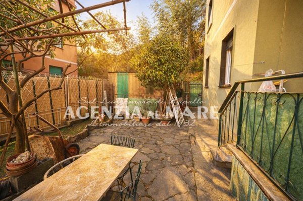 appartamento in vendita a Rapallo in zona Santa Maria del Campo