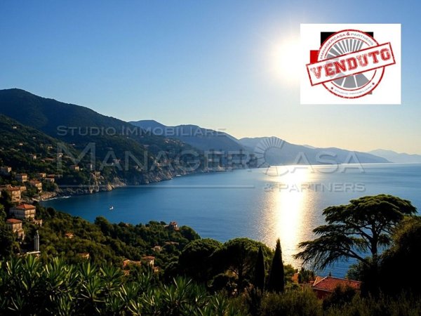 appartamento in vendita a Rapallo in zona San Michele di Pagana