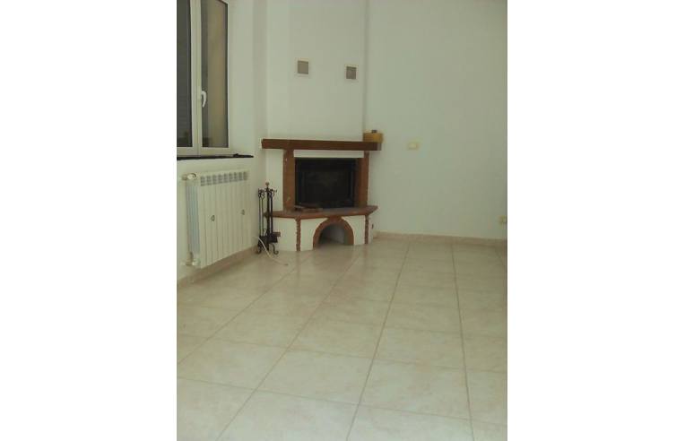 casa indipendente in vendita a Rapallo in zona Sant'Andrea di Foggia