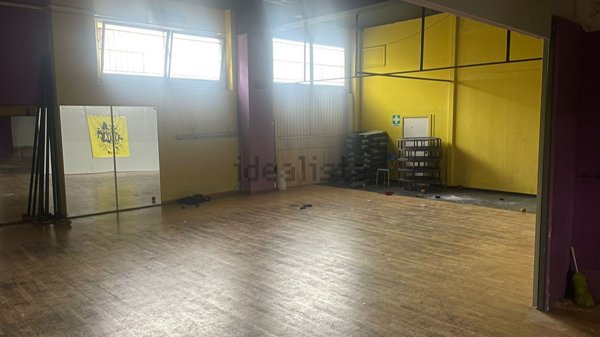 locale di sgombero in vendita a Rapallo