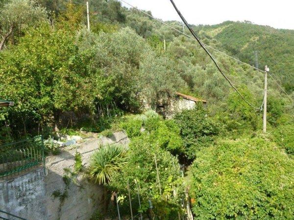 appartamento in vendita a Rapallo in zona Sant'Andrea di Foggia