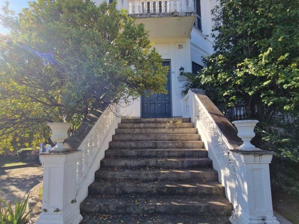 casa indipendente in vendita a Rapallo