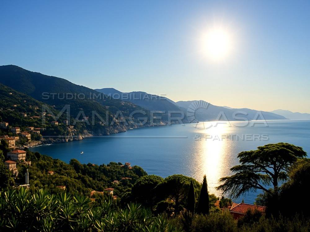 appartamento in vendita a Rapallo in zona San Michele di Pagana